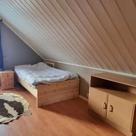 Holiday home Sappenskogen *